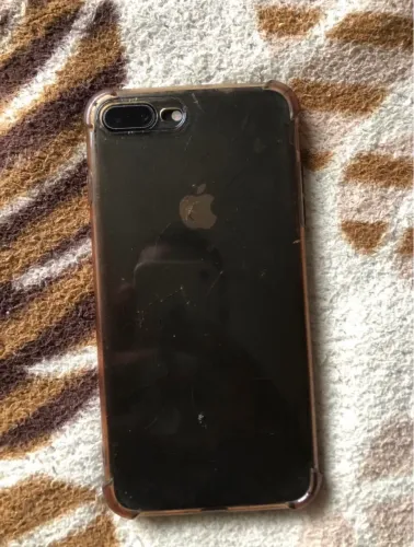 iPhone 8 Plus 