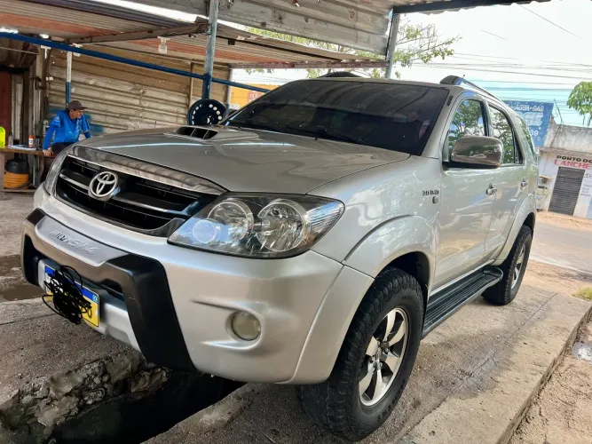 Toyota Hilux SW4 SRV D4-d 4X4 3.0 TDI Dies. AUT 2008