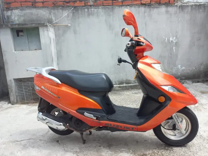 Suzuki Burgman i 125 2015