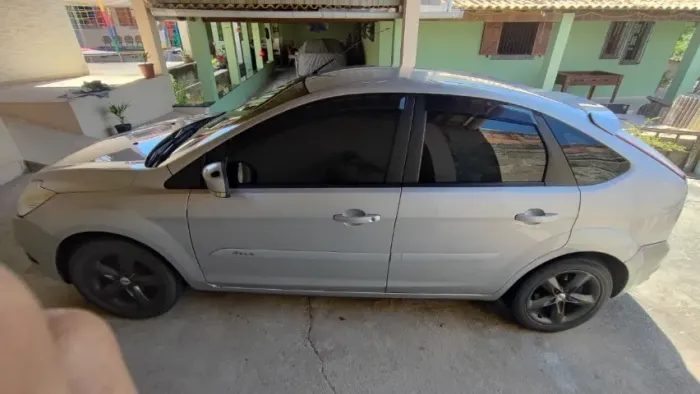Ford Focus 1.6 S/se/se Plus Flex 8v/16v 5P 2011