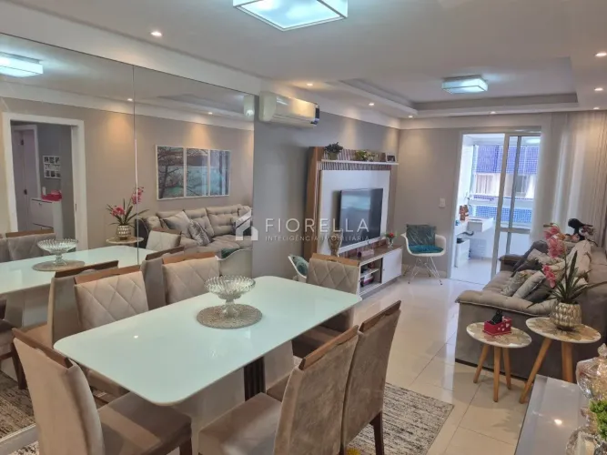 Apartamento com 03 dormitórios, sendo 01 suíte, 02 vagas, em Campinas, São José/SC.
