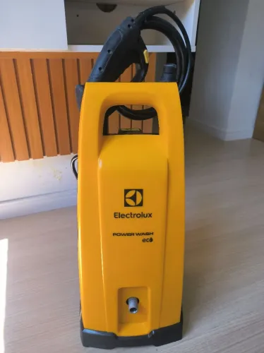 Lavadoura de Alta Pressão Eletrolux EWS30