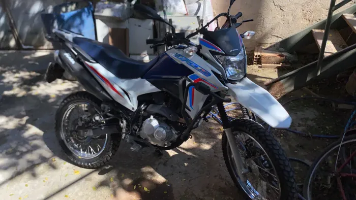 Bros 160