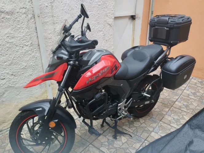 Haojue DL 160 customizada 