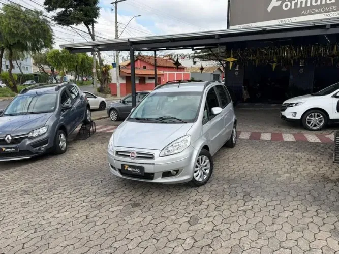 Fiat Idea Attractive 1.4 Fire Flex 8V 5P 2014