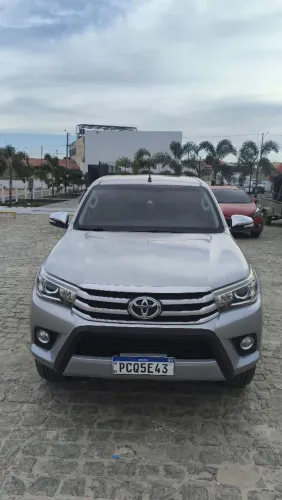 Toyota Hilux CD SRX 4X4 2.8 TDI 16V Diesel Aut. 2016