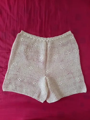 Bermuda Feminina Crochê