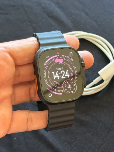 Apple Watch Ultra 2 . Black 