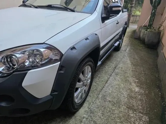 Fiat Strada Adventure 1.8/ 1.8 Locker Flex CE 2015