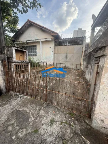 Casa Térrea com 260m² no Rochdale.