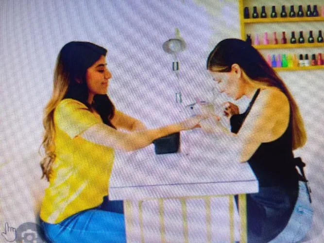 Preciso de manicure , com experiência. Contato *