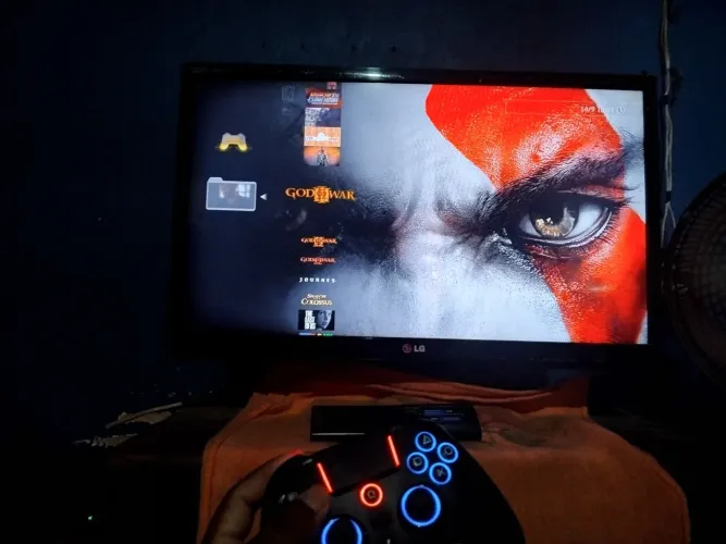 Vendo Ps3 desbloqueado pra levar logo "LEIA A DESCRIÇÃO"