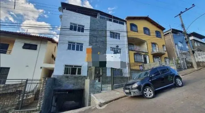 Apartamento amplo em Santa Terezinha