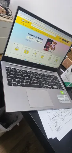 Notebook Samsung Book X40 NP550XCJ-XP - Core i5 | 10a geração | 256GB SSD | 8GB DDR4 | 15,