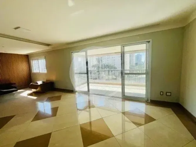 APARTAMENTO ALTO PADRÃO!! possui 178 metros quadrados com 4 dormitórios em Mooca - São Pau