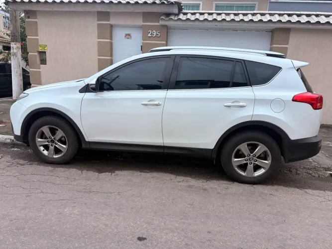 Toyota RAV4 2.0 4X2 16V Aut. 2015
