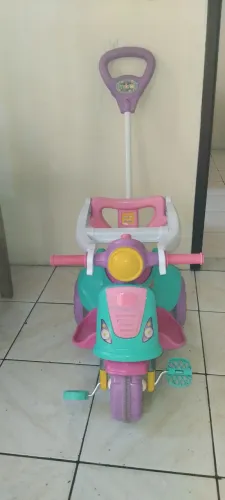 Carrinho de passeio infantil menina