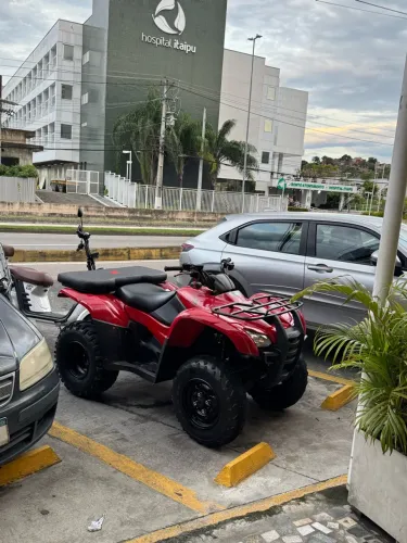 Vendo Fourtrax 4x4 420cc, 3º dono!
