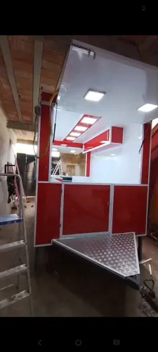 Fabrico trailers sob medida