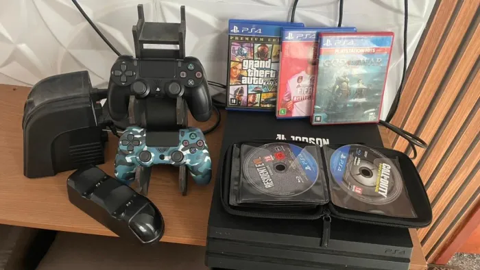 Ps4 pro 1TB
