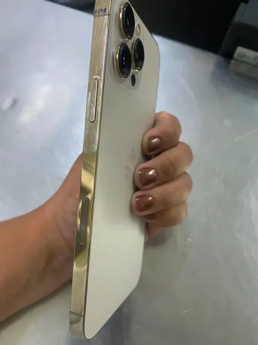 iPhone 13 Pro Max Dourado 