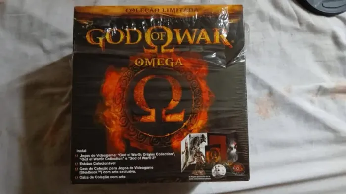 Box Coletânea de Colecuionador God Of War Ômega Collection - Steelbox - Action Figure