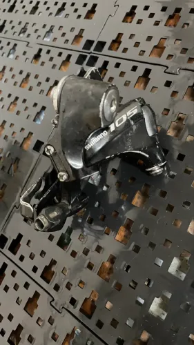 Câmbio Traseiro Shimano 105