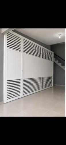 FABRICAMOS PORTÕES BÚZIOS PORTAS JANELAS LINHA SUPREMA GOLD BRANCA E PRETO