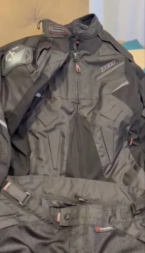 Roupa motociclista