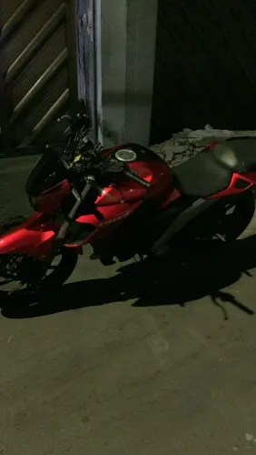 FZ-25 COMPLETA E QUITADA.