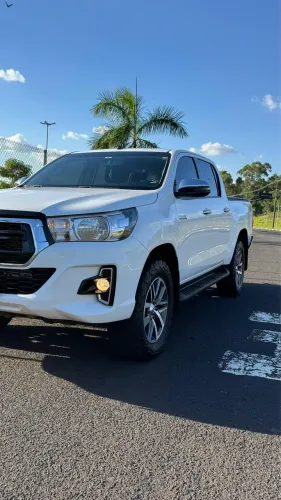 Toyota Hilux CD SRV 4X4 2.8 TDI Diesel Aut. 2020