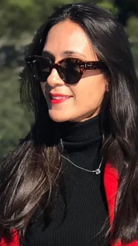 Vendo óculos Ray ban original, com capa e franela original