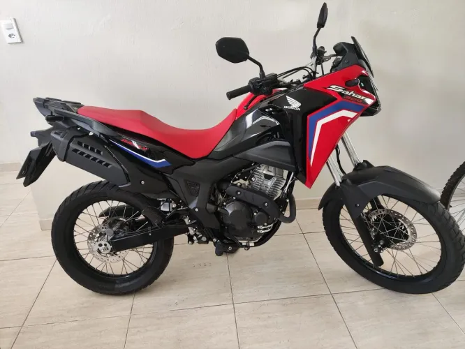 Honda Sahara 300 Rally ABS Flex 2026