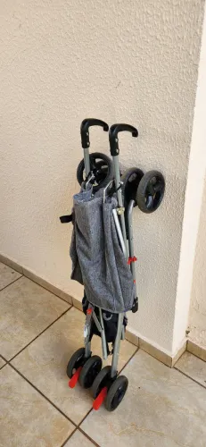 Carrinho de Bebê Guarda Chuva Multikids