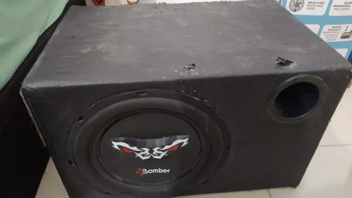 caixa selada Bomber papão ,tenho corneteira também 4 cornetas e 2 super tweeter