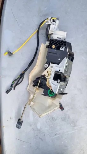 Fechadura porta cl600
