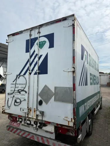 Baú vicunha 4 metros Sprinter 