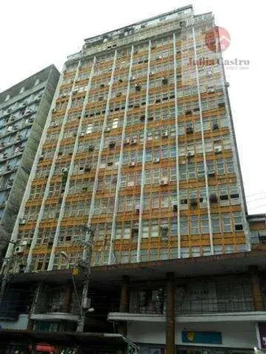 VENDO ÓTIMA SALA COMERCIAL BEM LOCALIZADA NO BAIRRO DA BOA VISTA / RECIFE