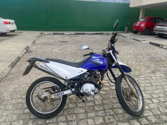 Yamaha XTZ 125E conservada 