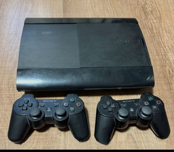 PS3 Desbloqueado HEN + 2 Controles + 500GB - Completo!