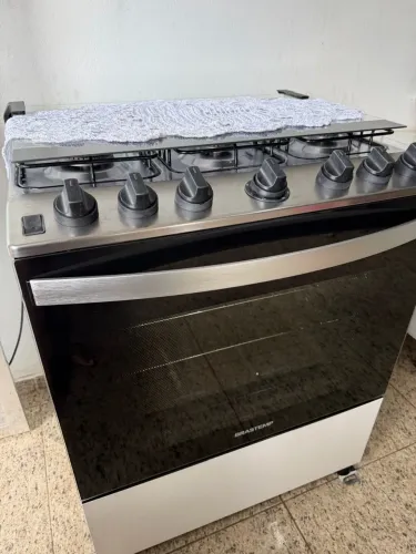 Fogão 6 bocas Brastemp 1 ano de uso