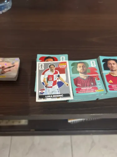 Extra sticker modric prata