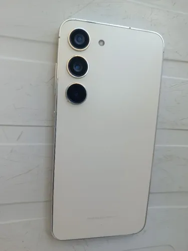Samsung s23 256