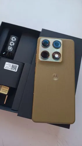 Motorola Signature 512/12gb