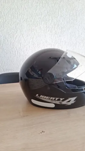 Capacete / Tam: 58