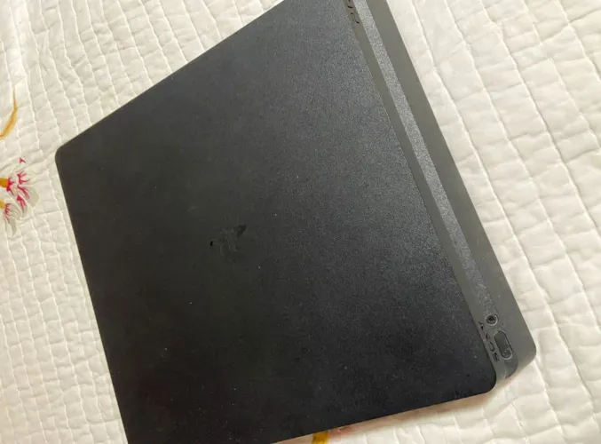 Ps4 slim