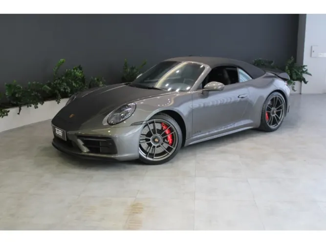 Porsche 911 Carrera 3.0 24V H6 PDK 2024