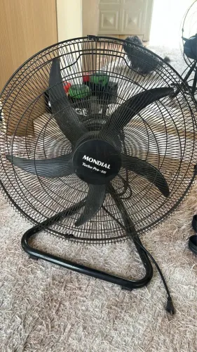Vende-se Ventilador.
