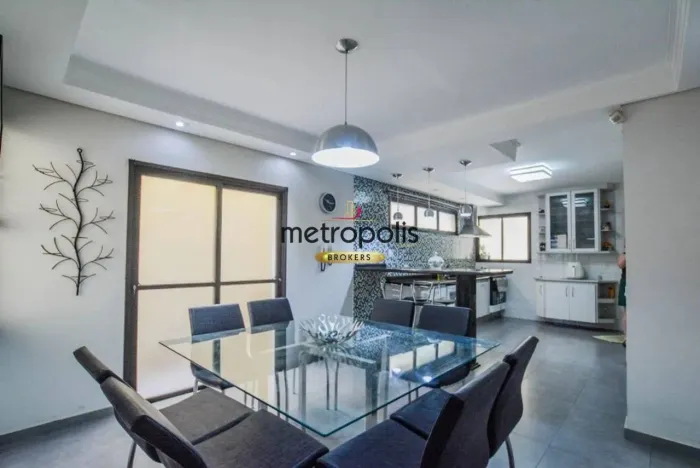 Sobrado com 3 dormitórios à venda, 218 m² por R$ 1.030.000,00 - Vila Valparaíso - Santo An
