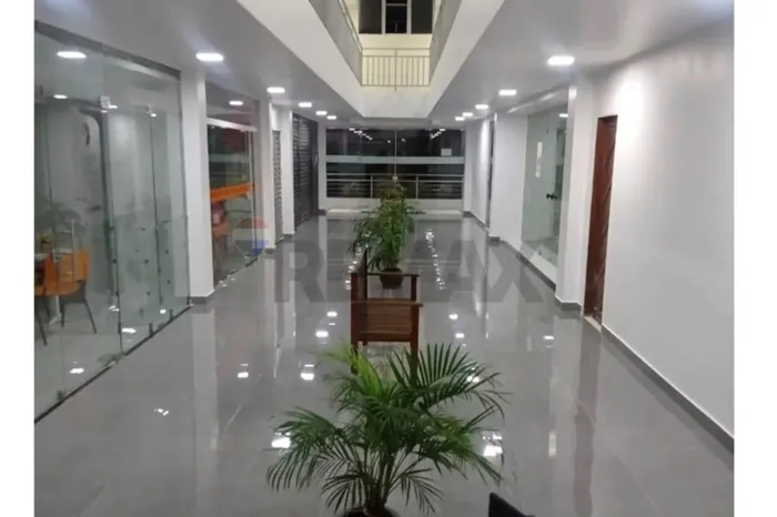Sala Comercial em Petrópolis, Natal - Disponível para locação!!